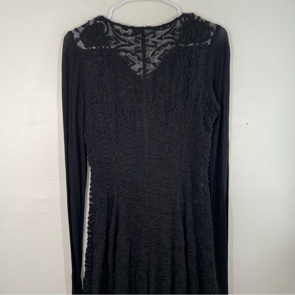 Rostfrei by Anett Rostel Blackk Geometric Embroidered Sheer Sleeve Midi Dress 6 - Picture 11 of 13